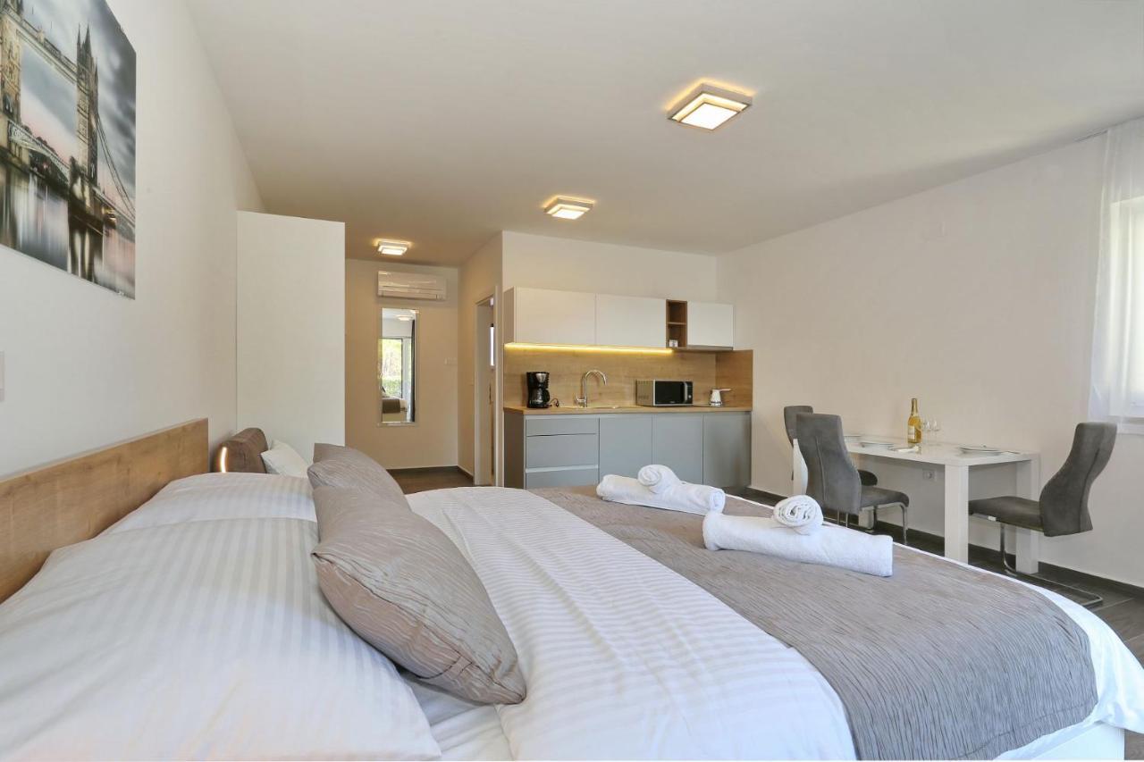 Villa Ankora 1 With Heated Pool بيوغْغاد نا موغو المظهر الخارجي الصورة