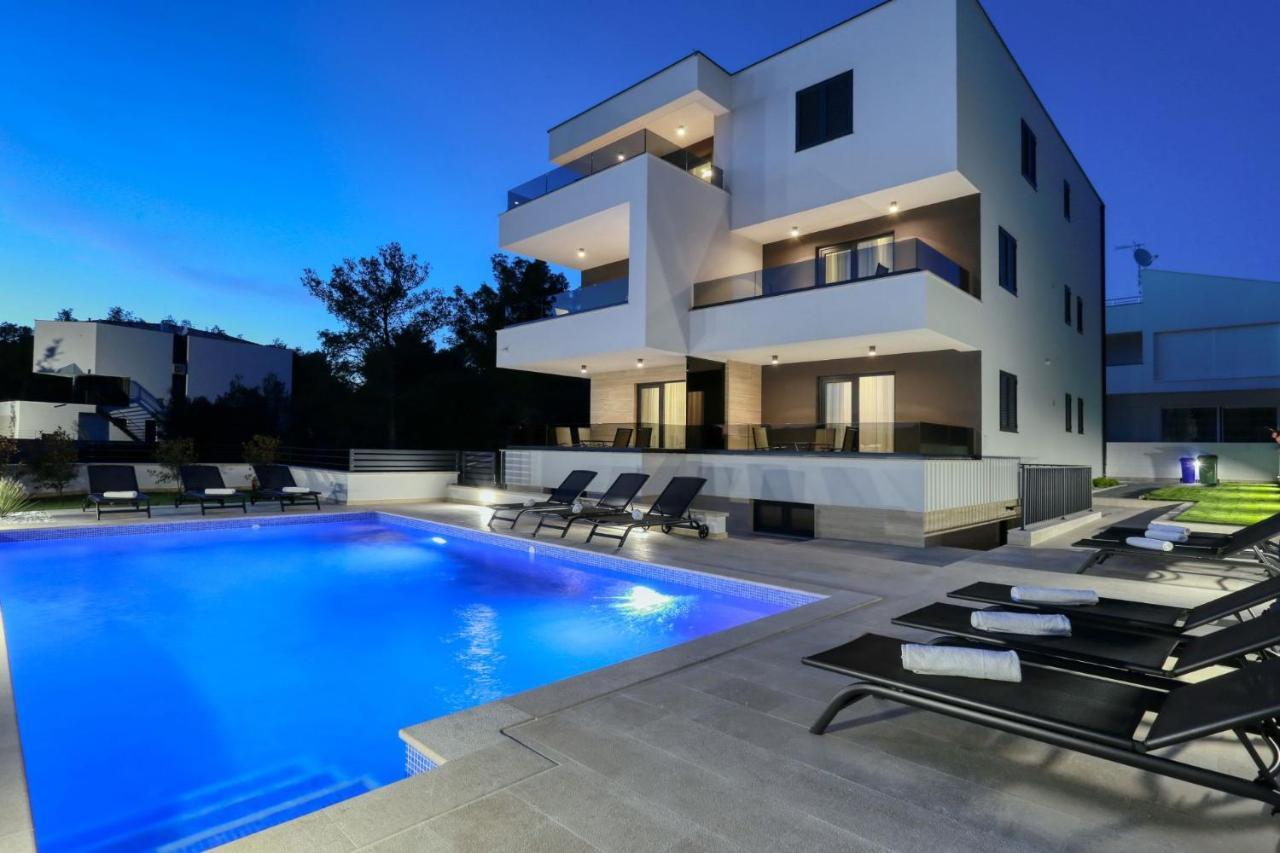 Villa Ankora 1 With Heated Pool بيوغْغاد نا موغو المظهر الخارجي الصورة